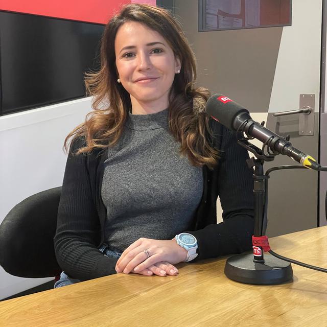 Galactic Chloé at radio for podcast.